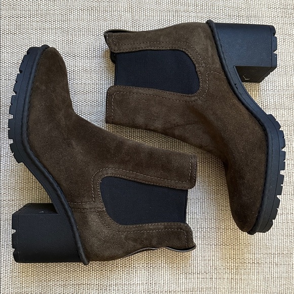 Vince Henderson Chelsea Boot Brown Suede Lug Sole Block Heel Slip On Boho Chic - Picture 7 of 14